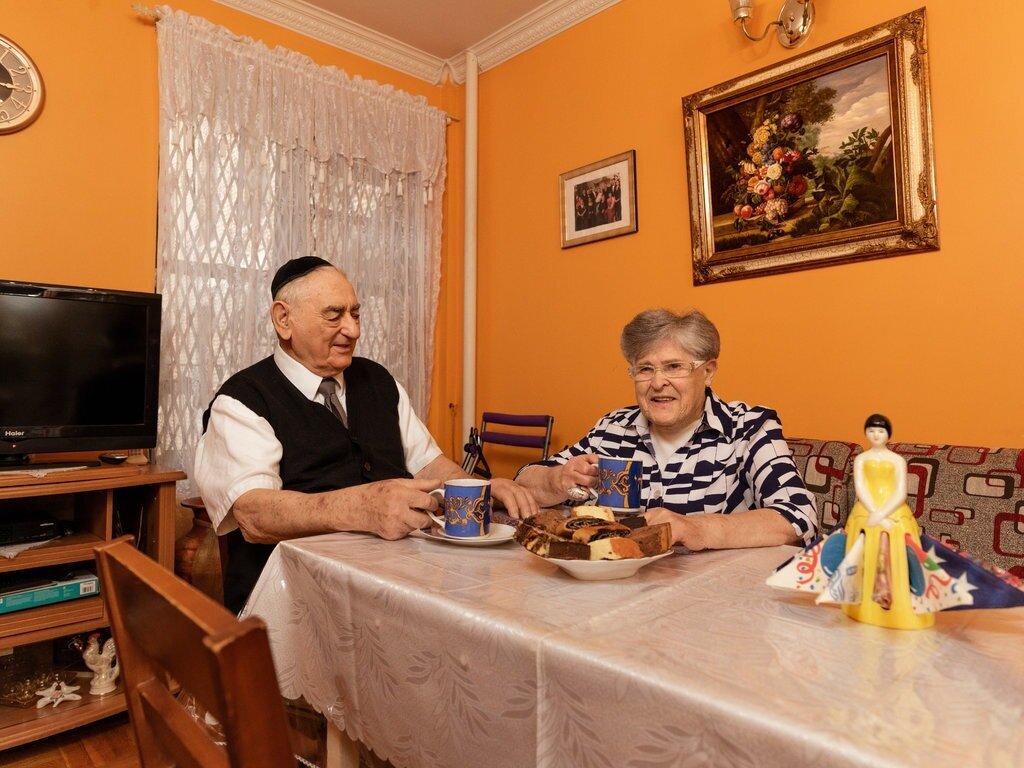 Mr. and Mrs. Matyash met at a train station in Mukachevo, a city in Ukraine that was once part of Czechoslovakia. Mr. Matyash said he is eager to share his story so young people understand “the reality of what happened.”Credit...Sasha Maslov for The…