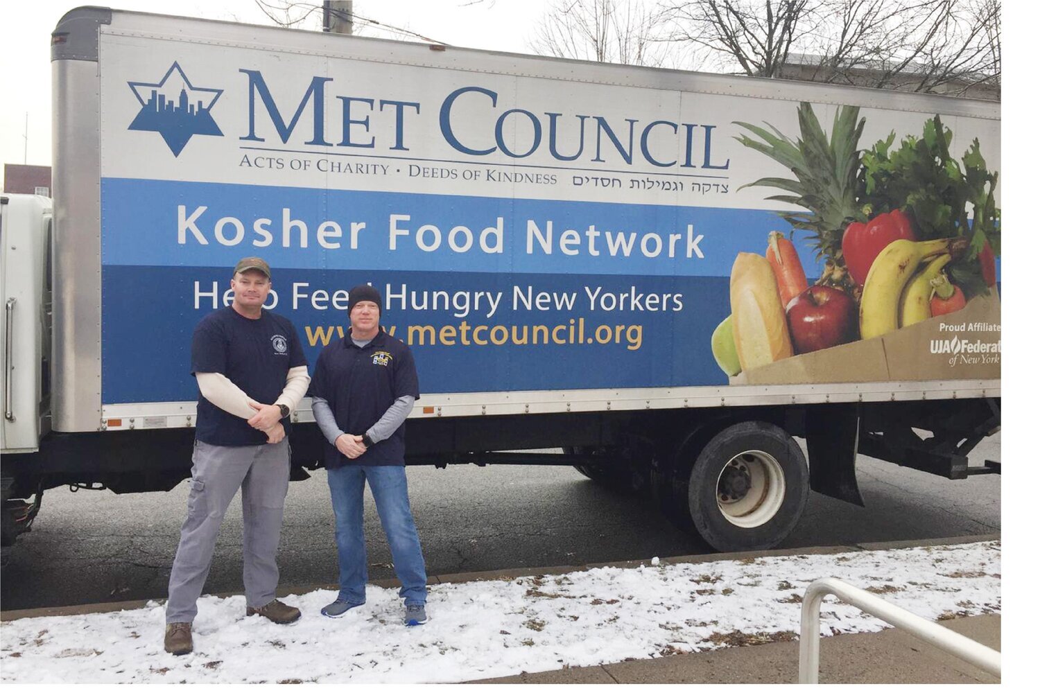 U.S. Coast Guard personnel on Staten Island receive a shipment of kosher food from Met Council.