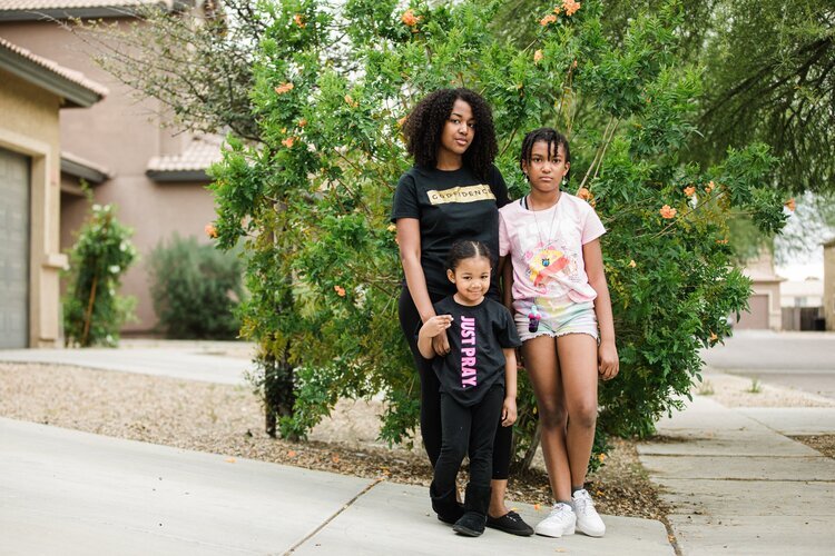 Raven Green, a single mother in Phoenix, turned to GoFundMe after losing all three of her jobs in less than a week.Credit...Caitlin O